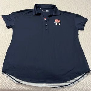 Under Armour Ladies loose fit medium golf shirt